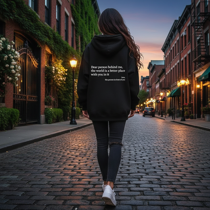 Bluza Stay Alive, która daje siłę osobie za Tobą